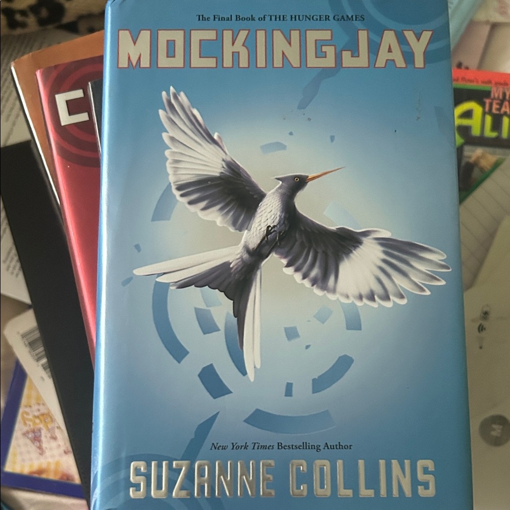 Excellent condition Mockingjay Hardcover Book by Suzanne Collins